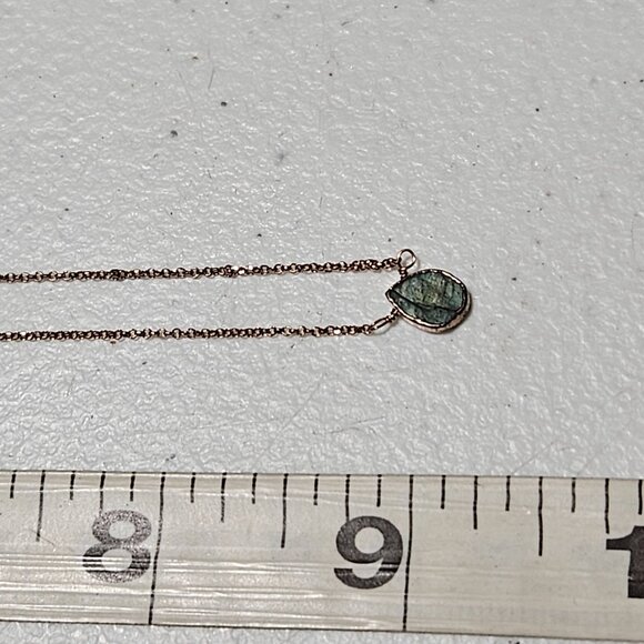 Elegant Green Stone Teardrop Pendant Necklace Gold Tone Chain Fashion Jewelry - Picture 6 of 6